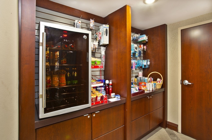 Imagen general del Hotel GLō Best Western Mississauga Corporate Centre,. Foto 2