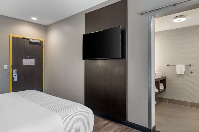 Imagen de la habitación del Hotel GLō Best Western Savannah-Gateway I-95. Foto 5