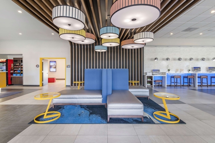 Imagen de los interiores del Hotel GLō Best Western Savannah-Gateway I-95. Foto 16