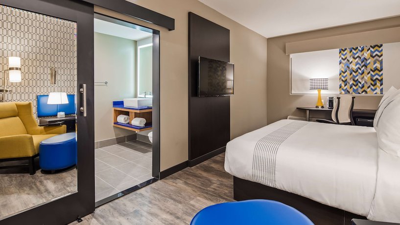 Imagen de la habitación del Hotel GLō Best Western Tulsa East Route 66. Foto 4