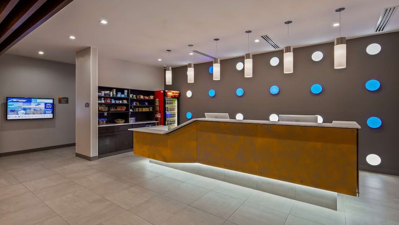 Imagen de los interiores del Hotel GLō Best Western Tulsa East Route 66. Foto 17