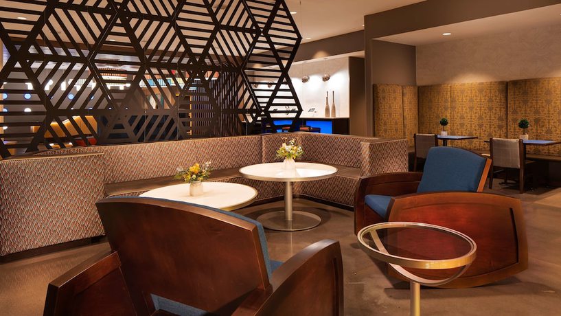 Imagen de los interiores del Hotel GLō Hotel Asheville-Blue Ridge Parkway. Foto 18
