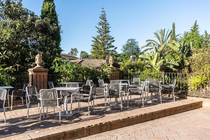 Imagen del bar/restaurante del Hotel GLOBALES PARAISO BEACH. Foto 2