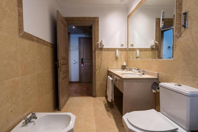 Imagen de la habitación del Hotel GLOBALES PARAISO BEACH. Foto 8