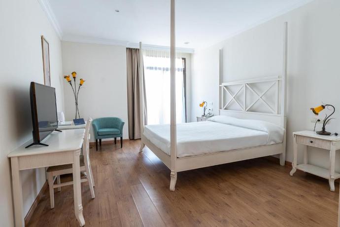 Imagen de la habitación del Hotel GLOBALES PARAISO BEACH. Foto 10