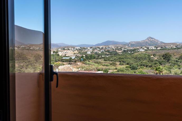 Imagen de los exteriores del Hotel GLOBALES PARAISO BEACH. Foto 12