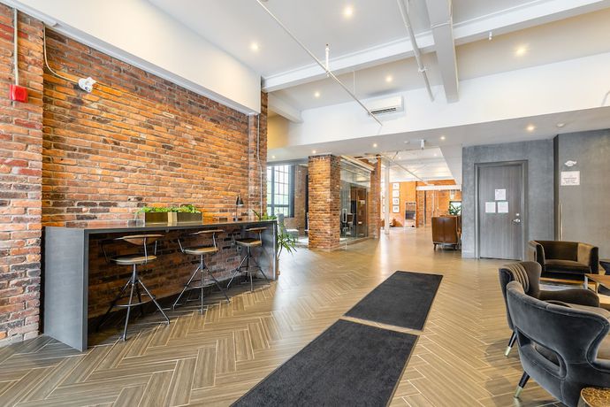 Imagen de los interiores del Hotel GLOBALSTAY. Dundurn Lofts. Free parking. Gym. Foto 19