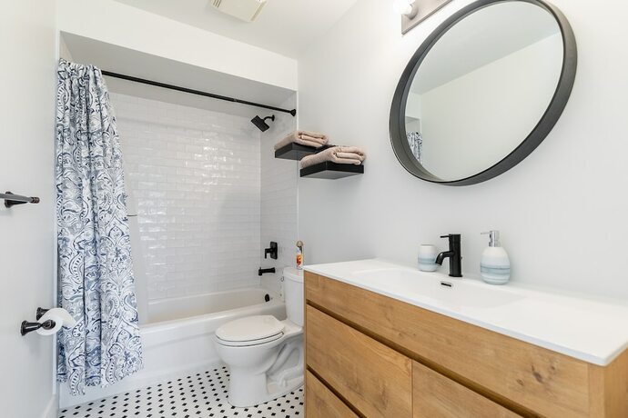 Imagen general del Hotel GLOBALSTAY. Luxury 3BR Townhomes with HOT TUB, Gym, BBQ. Foto 15