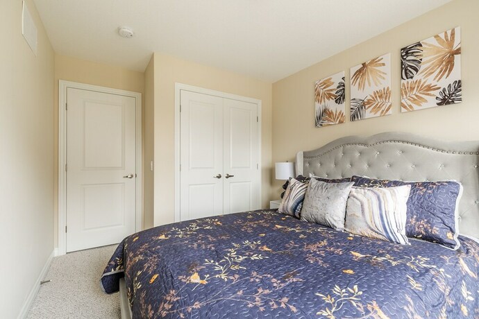 Imagen general del Hotel GLOBALSTAY. Modern Townhomes on Lake Ontario. Foto 13
