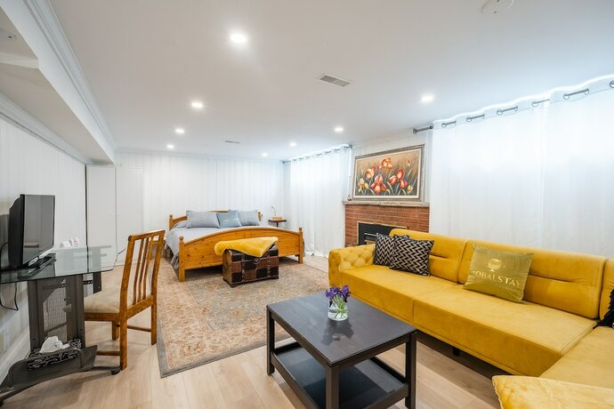 Imagen de la habitación del Hotel GLOBALSTAY Sunny Basement Bront&euml; park. Foto 20