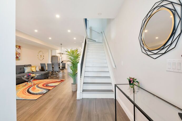 Imagen general del Hotel GLOBALSTAY. Unique New Townhomes for 16 Guests. HOT TUB, BBQ. Foto 3