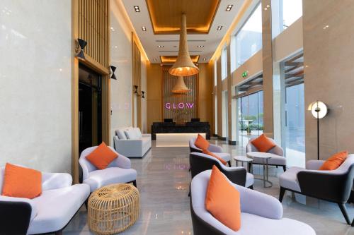 Imagen de los interiores del Hotel GLOW Bangkok Riverside. Foto 11