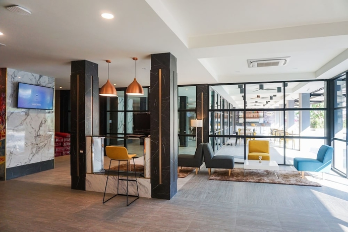 Imagen de los interiores del Hotel GLOW INN South Pattaya. Foto 19