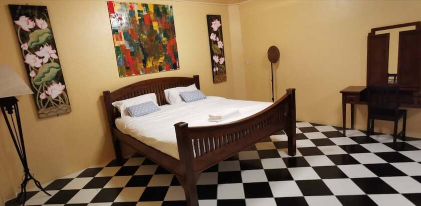 Imagen de la habitación del Hotel GO INN Thapae. Foto 11
