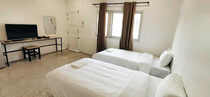 Imagen de la habitación del Hotel GO INN Thapae. Foto 15