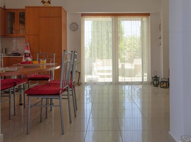 Imagen de la habitación del Hotel GOJI Vegan, Ialissos. Foto 8