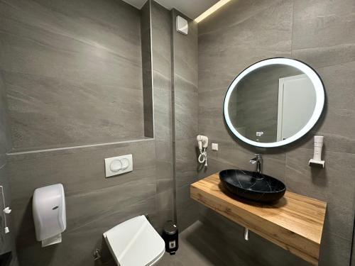Imagen de la habitación del Hotel GOLD JET Bihać. Foto 20