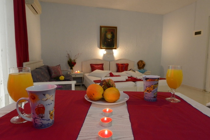 Imagen de la habitación del Hotel GOLDEN STAR, Tigaki. Foto 8