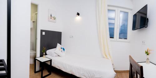 Imagen de la habitación del Hotel GOLDEN TORREJON. Foto 10