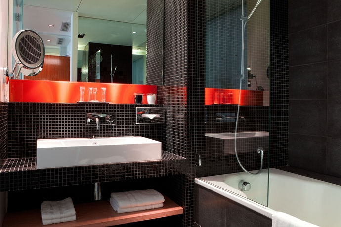 Imagen de la habitación del Hotel GOLDEN TULIP DE NOAILLES. Foto 8