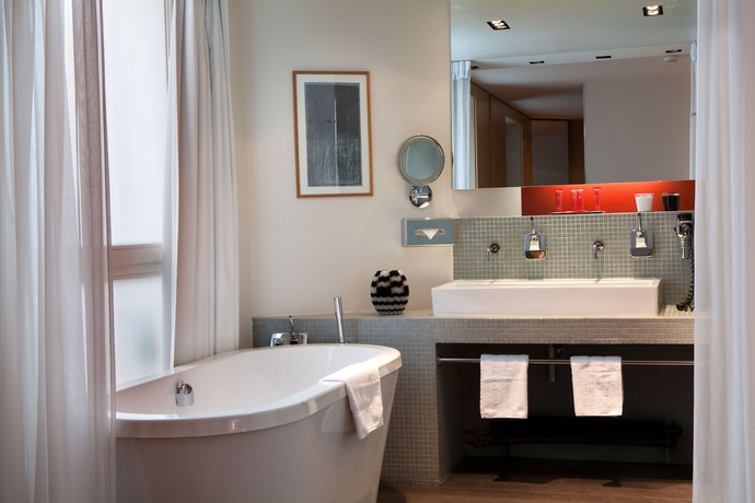 Imagen de la habitación del Hotel GOLDEN TULIP DE NOAILLES. Foto 9