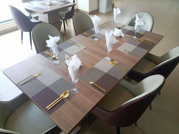 Imagen general del Hotel GOLDEN TULIP ESSENTIALS OWERRI. Foto 5