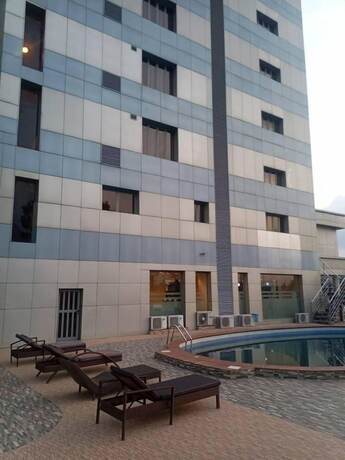 Imagen general del Hotel GOLDEN TULIP ESSENTIALS OWERRI. Foto 7