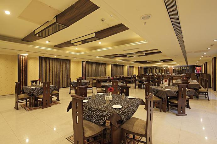Imagen general del Hotel GOLDEN TULIP HARIDWAR. Foto 2
