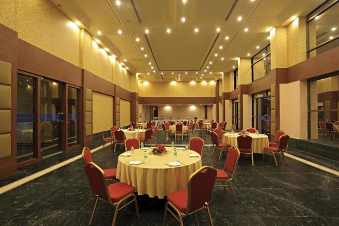 Imagen general del Hotel GOLDEN TULIP HARIDWAR. Foto 11