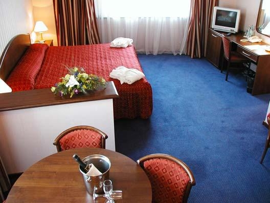Imagen general del Hotel GOLDEN TULIP SKY GATE. Foto 1