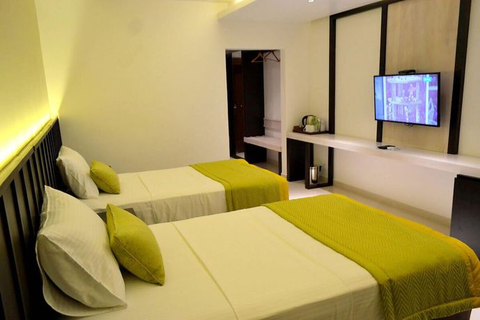 Imagen general del Hotel GOOD WOOD AIRPORT HOTEL. Foto 1