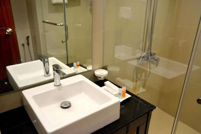 Imagen de la habitación del Hotel GOOD WOOD AIRPORT HOTEL. Foto 17