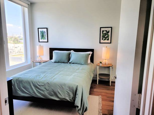 Imagen de la habitación del Hotel GORGEOUS Hollywood Living Los Angeles. Foto 3
