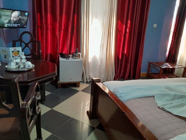 Imagen de la habitación del Hotel GR CITY HOTEL. Foto 15