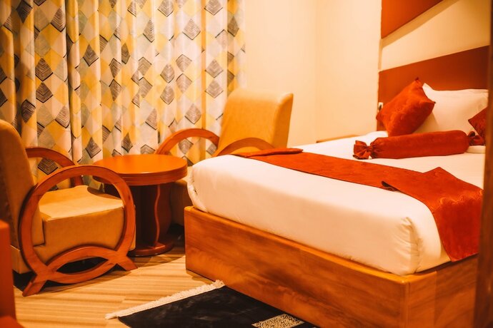 Imagen de la habitación del Hotel GR COMFORT HOTEL. Foto 12