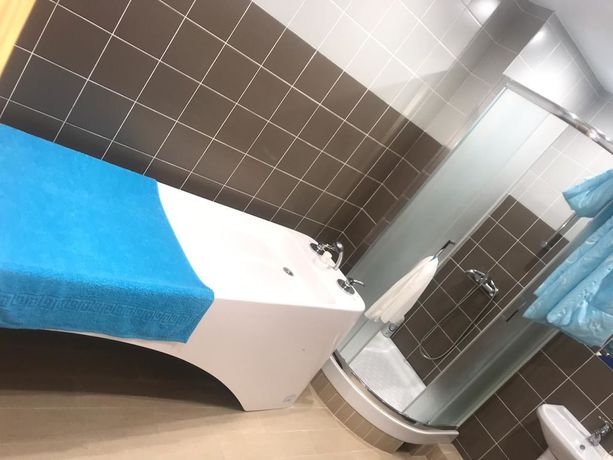 Imagen de la piscina del Hotel GRAAL AHTSU. Foto 17