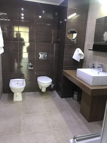 Imagen de la habitación del Hotel GRAAL AHTSU. Foto 11