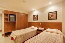 Imagen de la habitación del Hotel GRANADA RIO. Foto 2