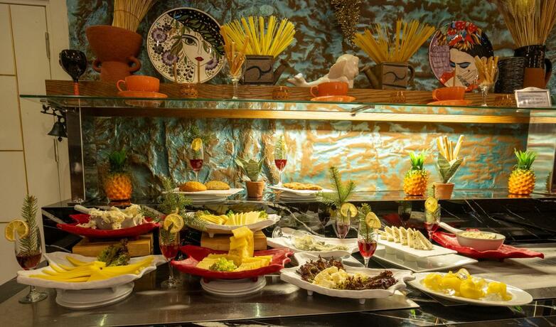 Imagen general del Hotel GRAND ANİ HOTEL. Foto 46