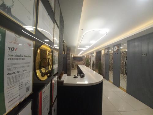 Imagen general del Hotel GRAND BELLİ OTEL. Foto 9