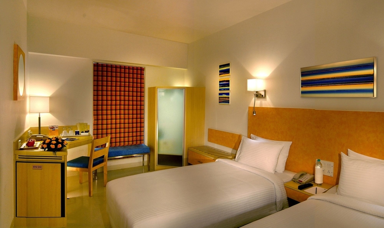 Imagen general del Hotel GRAND HOMETEL MALAD MUMBAI. Foto 1