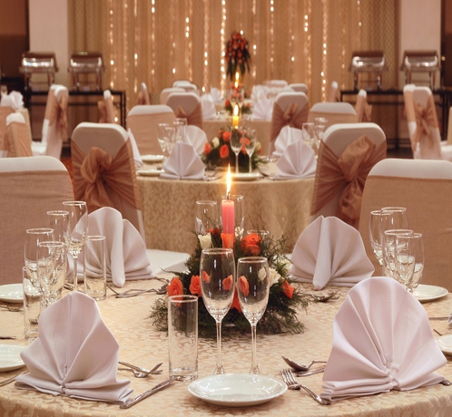 Imagen de los interiores del Hotel GRAND HOMETEL MALAD MUMBAI. Foto 7