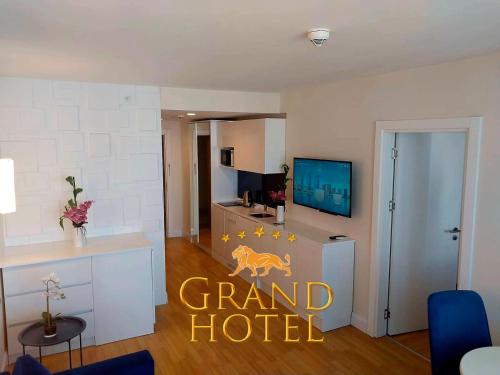 Imagen de la habitación del Hotel GRAND HOTEL ☆ ORBI CITY. Foto 18