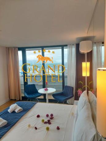 Imagen de la habitación del Hotel GRAND HOTEL ☆ ORBI CITY. Foto 20