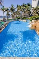 Imagen de la piscina del Hotel GRAND MAYAN ACAPULCO. Foto 10