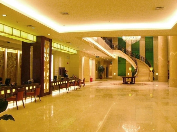 Imagen de los interiores del Hotel GRAND PEAK. Foto 19