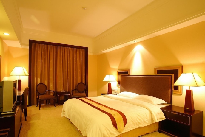Imagen de la habitación del Hotel GRAND PEAK. Foto 10