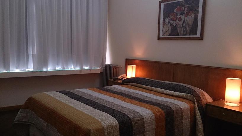 Imagen general del Hotel GRAND RÍO CUARTO. Foto 5