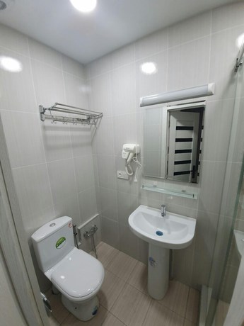 Imagen de la habitación del Hotel GRAND SOHIL HOTEL. Foto 15