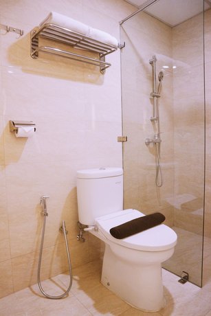 Imagen de la habitación del Hotel GRAND THAMRIN HOTEL. Foto 4